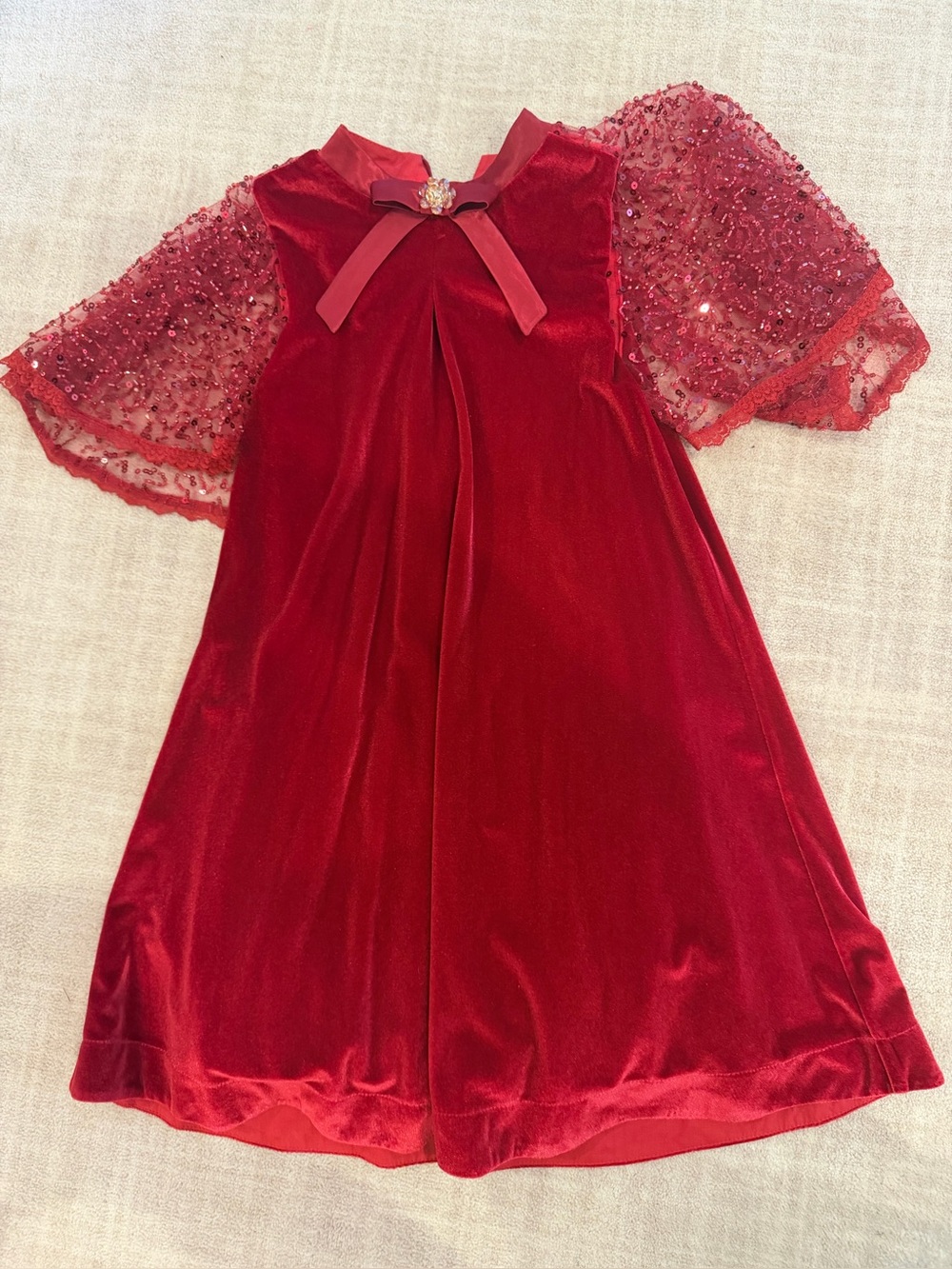 Children’s salon red velvet Christmas dress